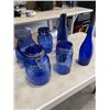 Image 4 : LOT OF VINTAGE BLUE GLASS