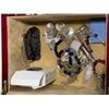Image 2 : LAQUERED JEWELLERY BOX W/ CONTENTS
