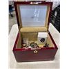 Image 3 : LAQUERED JEWELLERY BOX W/ CONTENTS