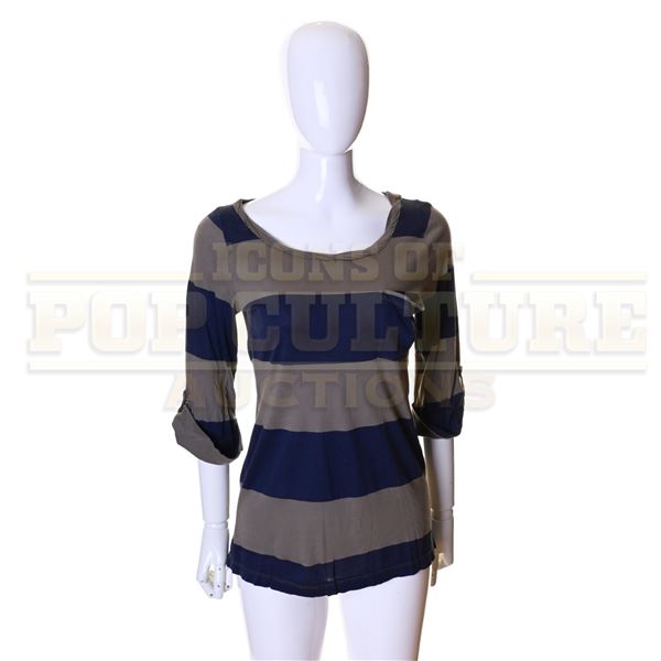 Happy Endings (TV) – Penny’s (Casey Wilson) Top -57-42