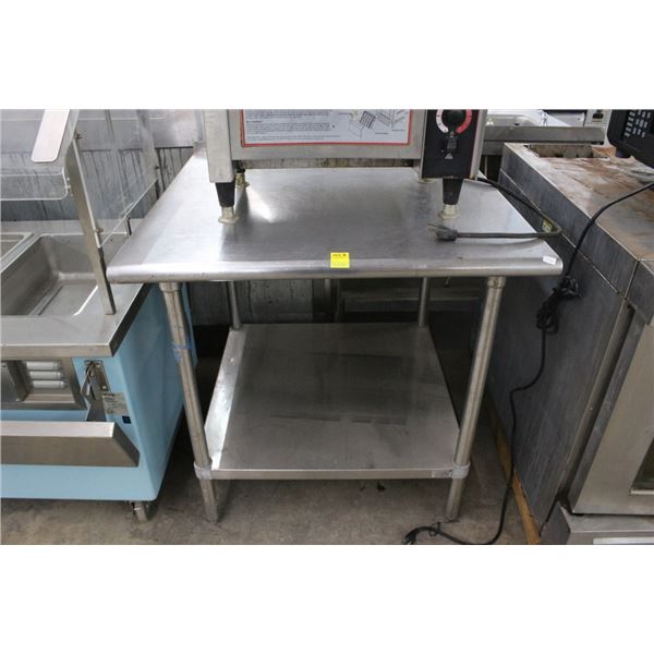 S/S  3'  Table w/Lip/Undershelf