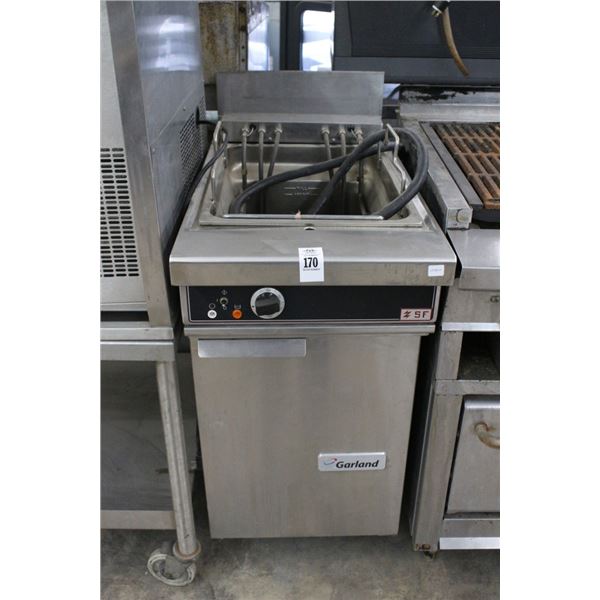 Garland 4'  Ref. Pie Case (38 Degrees)