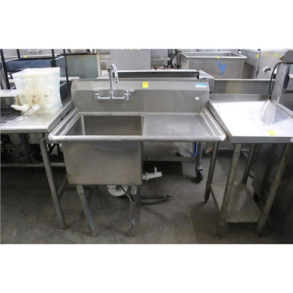 S/S  3' Pot Sink w/Drainboard