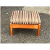 Image 2 : Vintage Ottoman / Foot rest - Approx: 24x19 & 16"T