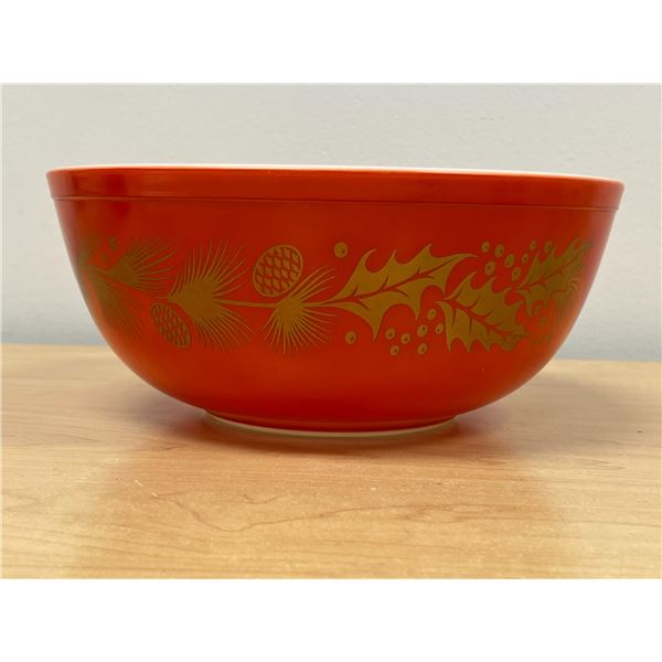 Pyrex 4 Qt. Golden Leaf Mixing Bowl 404 - nice overall