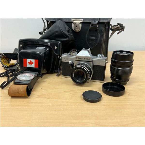 Vintage Praktica L2 Film Camera & Accessories - see all photos, not tested