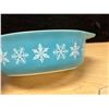 Image 2 : Pyrex Turquoise With White Snowflakes 1.5 Qt. Casserole & Lid 043