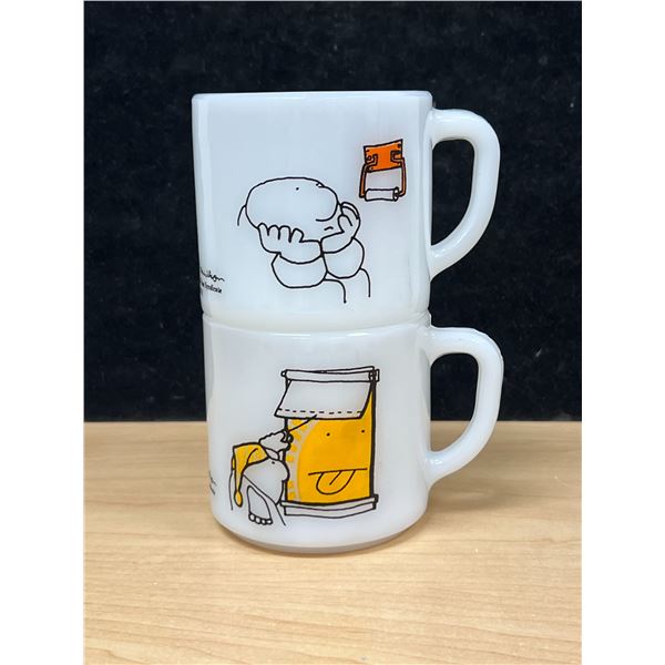 2 Vintage Federal Glass Co. Ziggy Coffee Mugs - see all photos