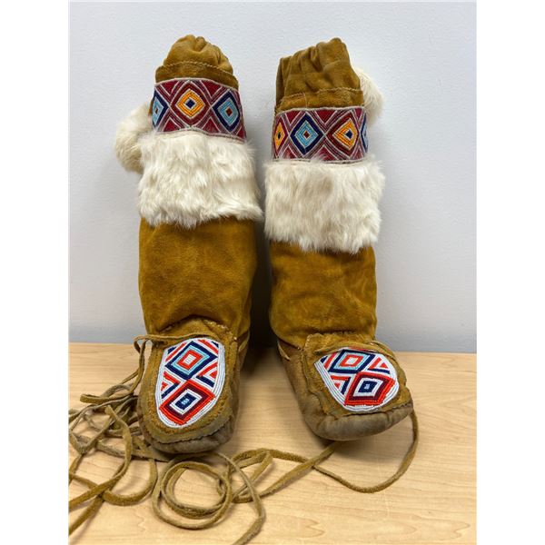 First Nations Beaded / Fur Mukluks - foot approx: 11.5 x 4" and 15.5" tall (see photos)