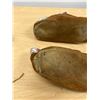 Image 9 : First Nations Beaded Moccasins - foot approx: 9 x 3.5" and 4.5" tall (see photos)