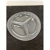 Image 3 : 4 Mid Century 3-section Textured Heavy Ice Glass snack plates / Catchalls 9.25"