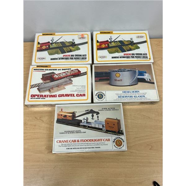 5 New / Sealed Bachmann HO Scale Train Accessories - see all photos