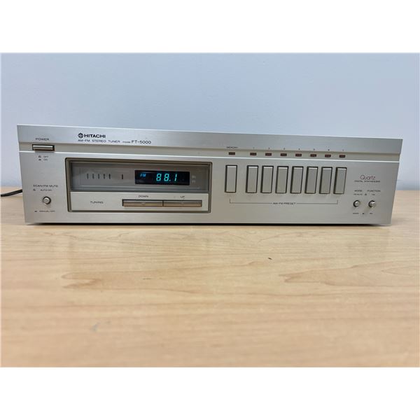 Hitachi AM/FM Stereo Tuner FT-5000 - see all photos, not tested