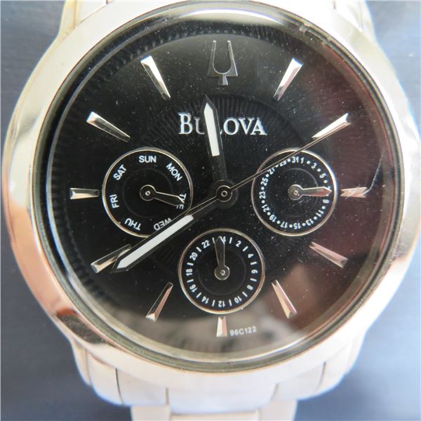 BULOVA men's watch in very lightly used working condition. No COA - please see photos.