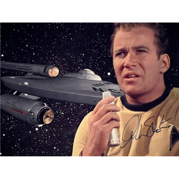 Star Trek William Shatner facsimile signed photo