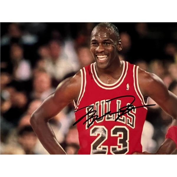 Chicago Bulls Michael Jordan facsimile signed photo
