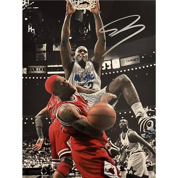 NBA Superstar Shaquille O'Neal signed  photo