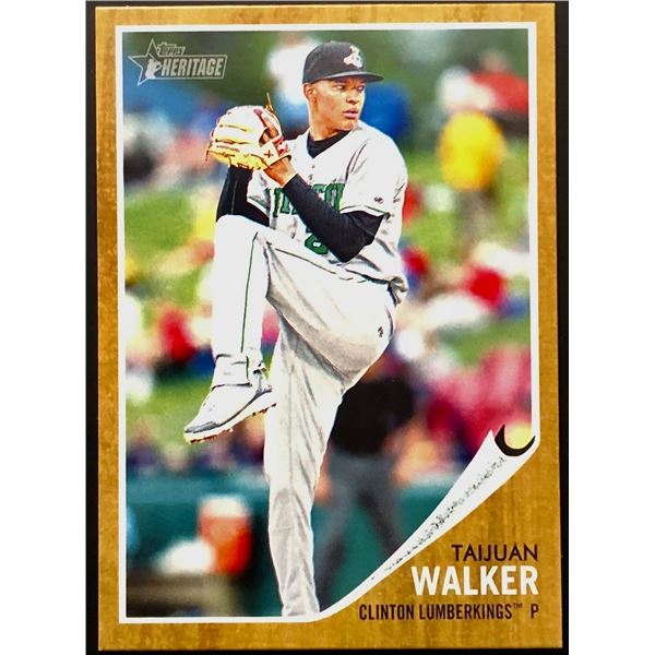 2011 TOPPS TAIJUAN WALKER ROOKIE CARD