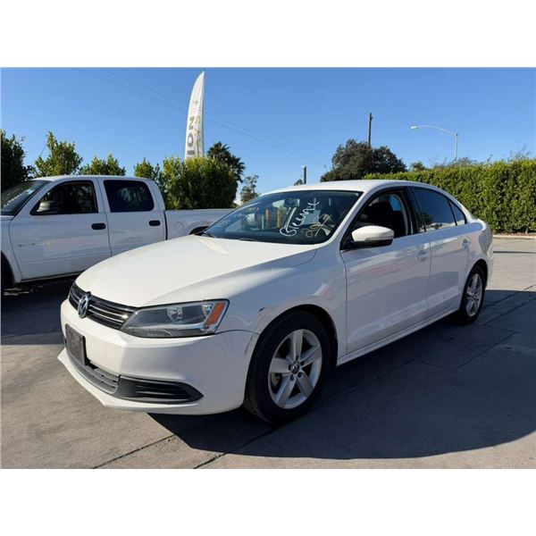 VOLK JETTA 2013 O/S TITLE 2 DAYS