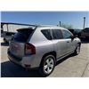 Image 3 : JEEP  COMPASS 2016 O/S TITLE 2 DAYS