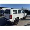 Image 3 : JEEP  PATRIOT 2016 O/S TITLE 2 DAYS
