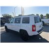 Image 4 : JEEP  PATRIOT 2016 O/S TITLE 2 DAYS