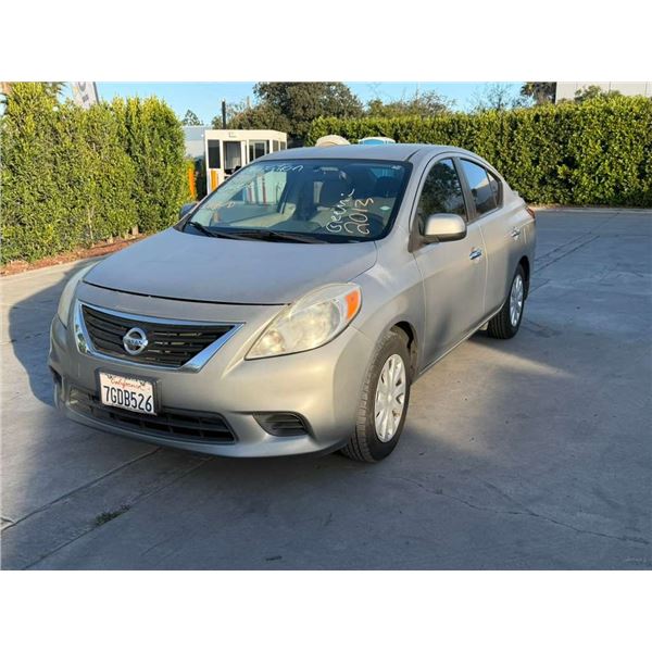 NISS VERSA 2013 APP  DUP/T-DON