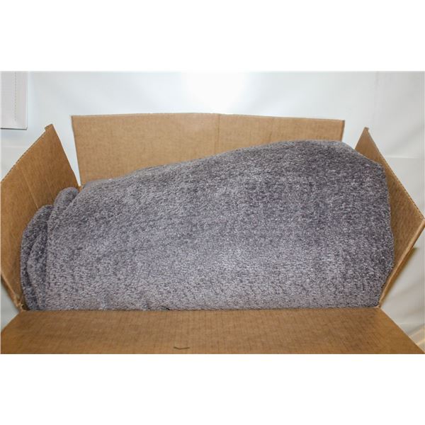 BOUCE ON QUEEN SIZE CHARCOAL COMFORTER