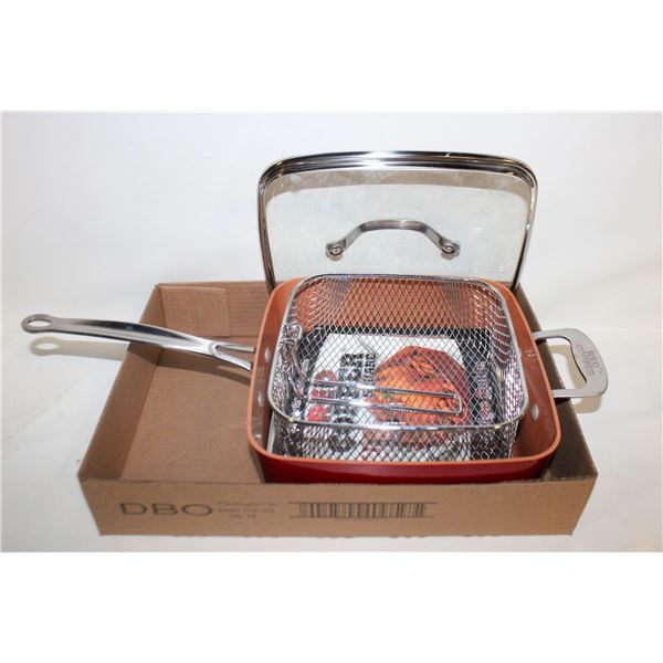 COPPER SQUARE FRYING PAN W/CRISPER BASKET- NEW
