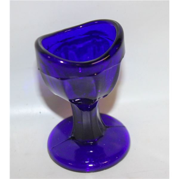 VINTAGE COBALT GLASS EYE WASH CUP