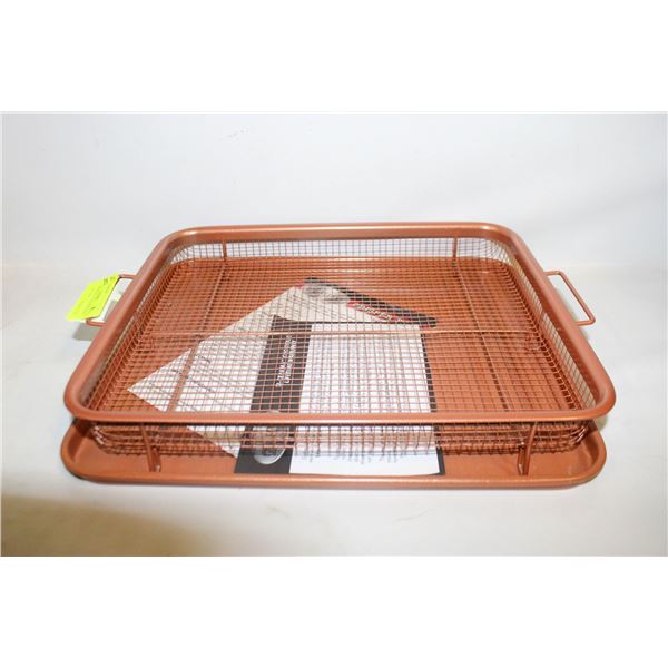 GOTHAM STEEL 13" CRISPER TRAY W/BASKET- NEW