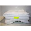 Image 1 : NEW 3PK WHITE BATH TOWELS