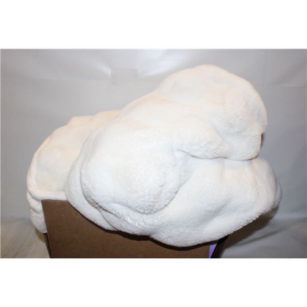 DISNEY PRINCESS BABY ARIEL AND ROYAL HIGHCHAIR