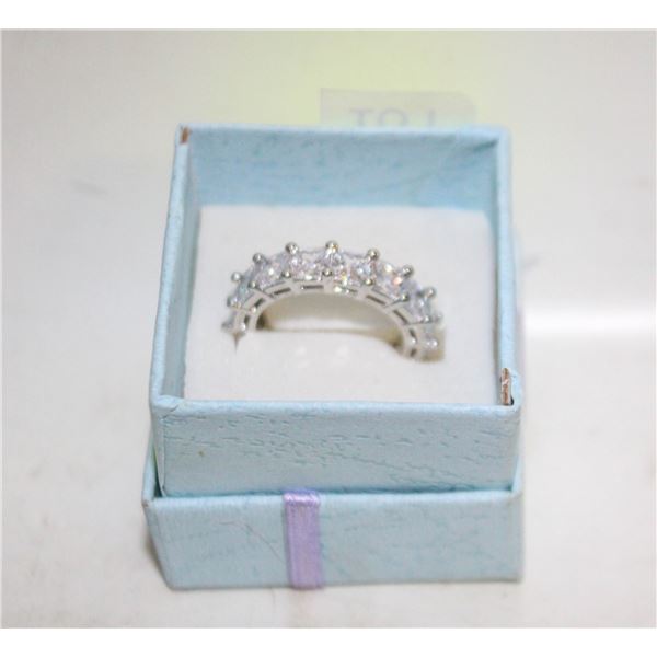 SIZE 5 GEMSTONE RING