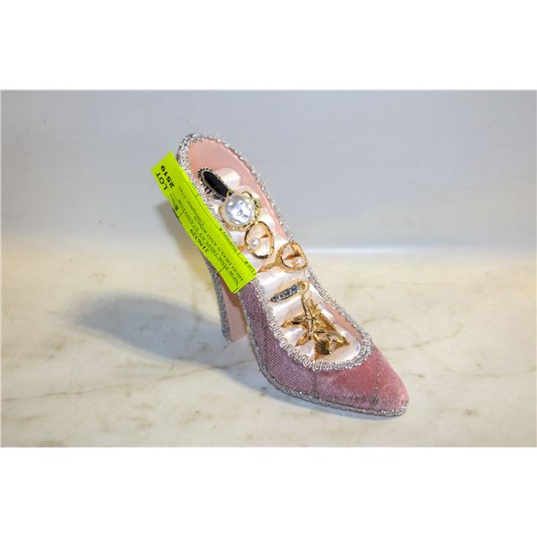 NEW PINK DISPLAY STAND FOR HIGH HEELS AND RINGS