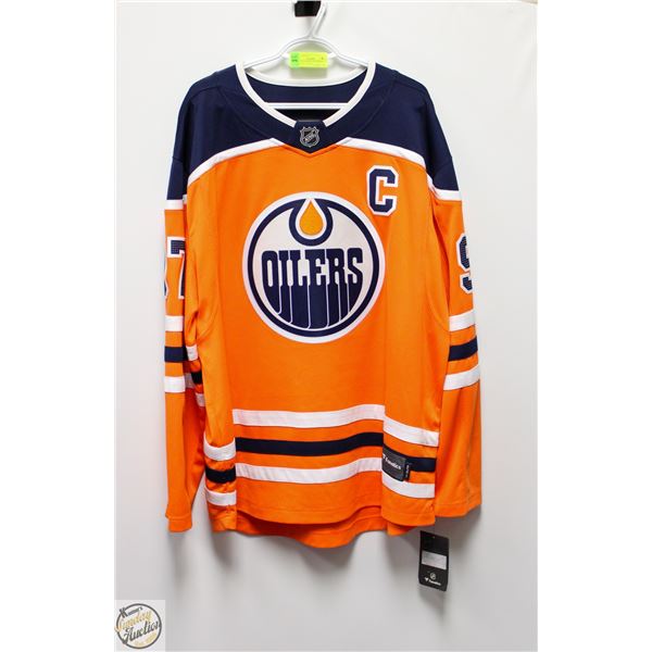 NEW CONNOR MCDAVID JERSEY WITH TAGS - LARGE
