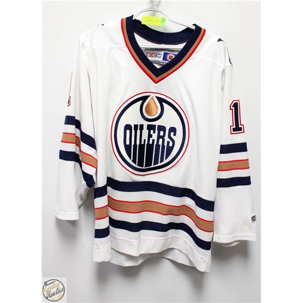 MARK MESSIER JERSEY SIZE MEDIUM