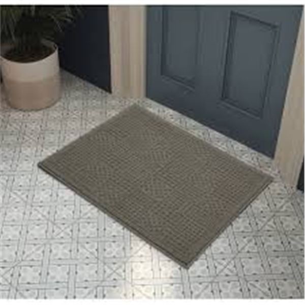 NEW LAURA ASHLEY ACCENT MAT 36 X 47"