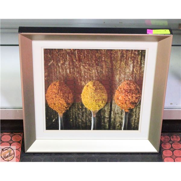 FRAMED ART PRINT 18" X 18"