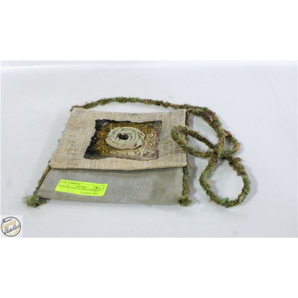 ART DECOR SHOULDER BAG