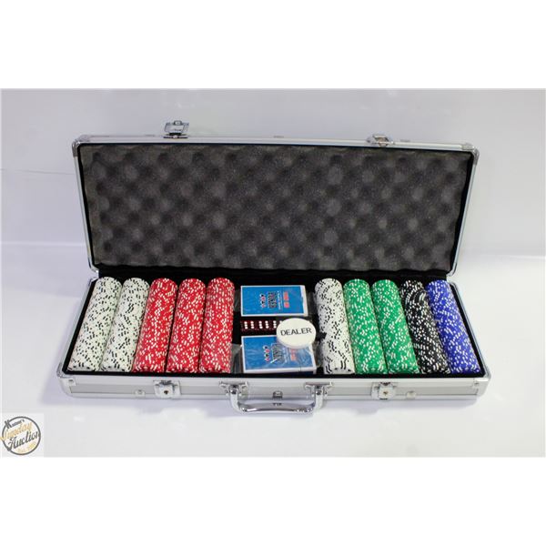 NEW AMERICA 500 PCS POKER SET 2 NEW DECKS, 5 DICE+