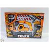 Image 1 : TOY TRUCK ASSEMBLING KIT