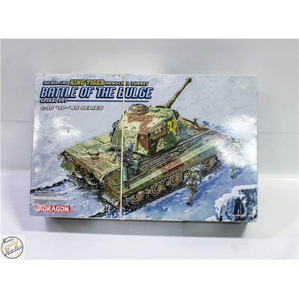 BATTLE OF THE BULGE 1:35 KING TIGER MODEL