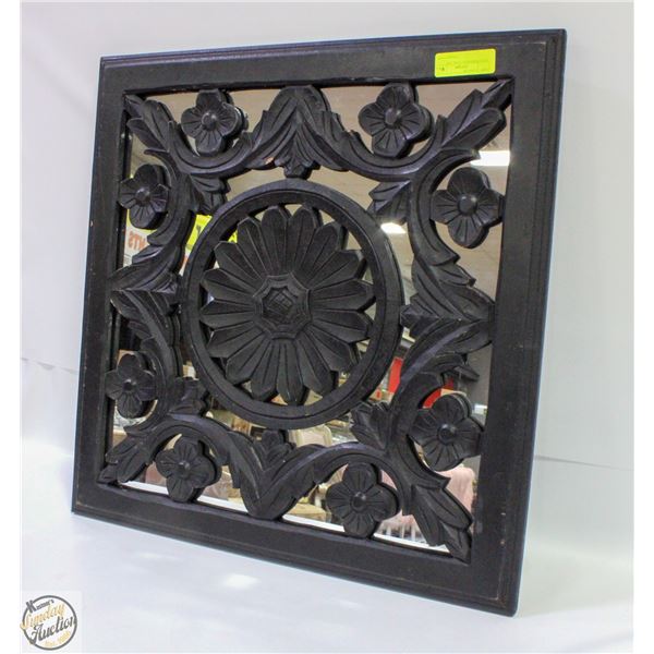 24X24 MIRRORED WALL ART