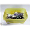 Image 1 : YELLOW BIN WITH ACRYLIC NAIL POWDER NAIL