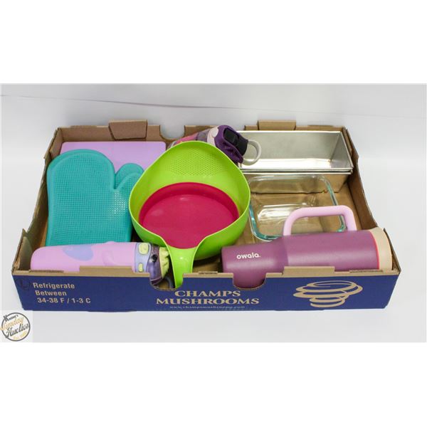 FLAT WITH BAKING PANS INCL. PYREX XL OWALA