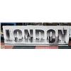 Image 1 : 18X55 LONDON WALL ART CANVAS