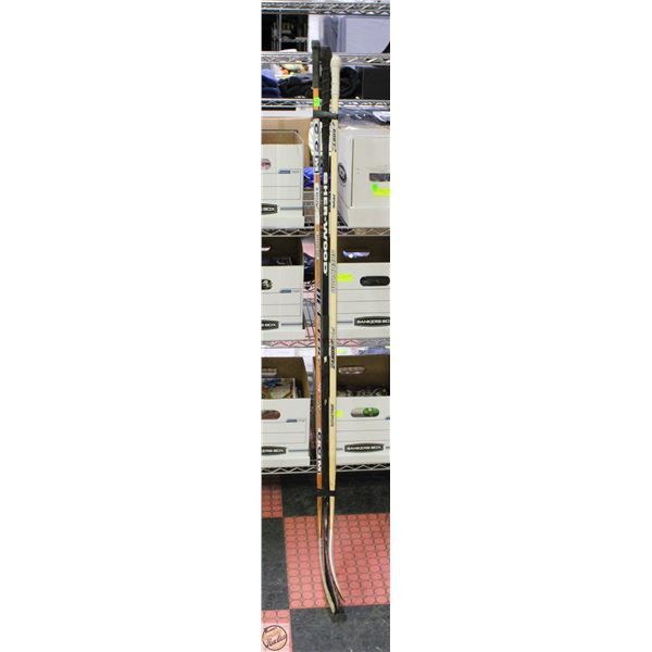 3 R/H HOCKEY STICKS,63,65,66 INCH