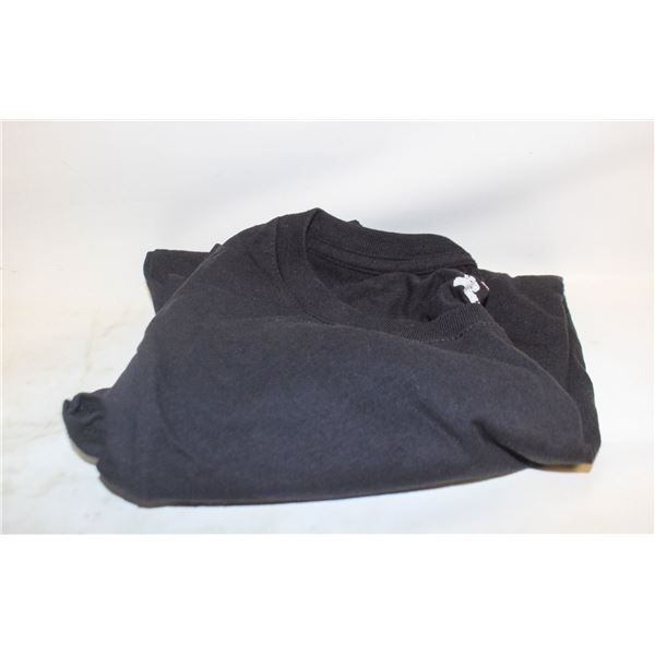 HANES LARGE BLACK T-SHIRT