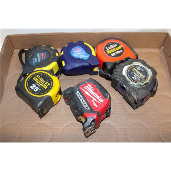 LOT OF TAPE MEASURES